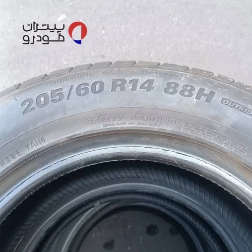 لاستیک-کومهو-2056014-گل-SOLUS-HS51-4-min لاستیک کومهو 205/60/14 گل Ecsta HS51